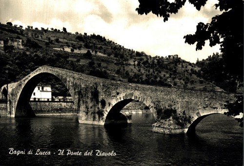 Bagni lucca ponte - bagni,